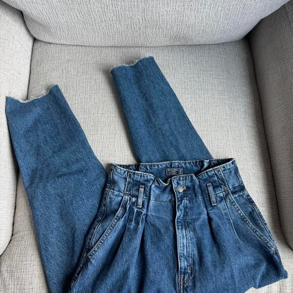 High waisted pleated straight Jeans - Picture 1 of 4